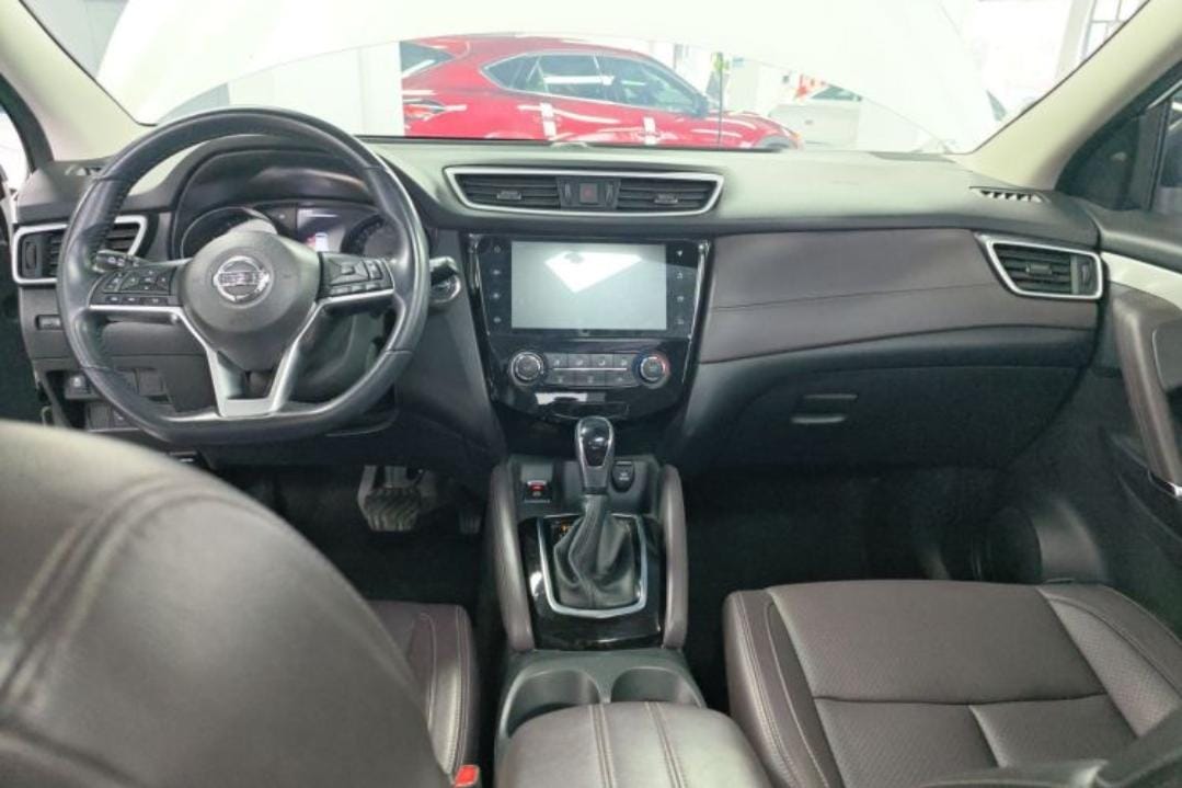 Nissan Qashqai 2.0L CVT Deluxe Edition