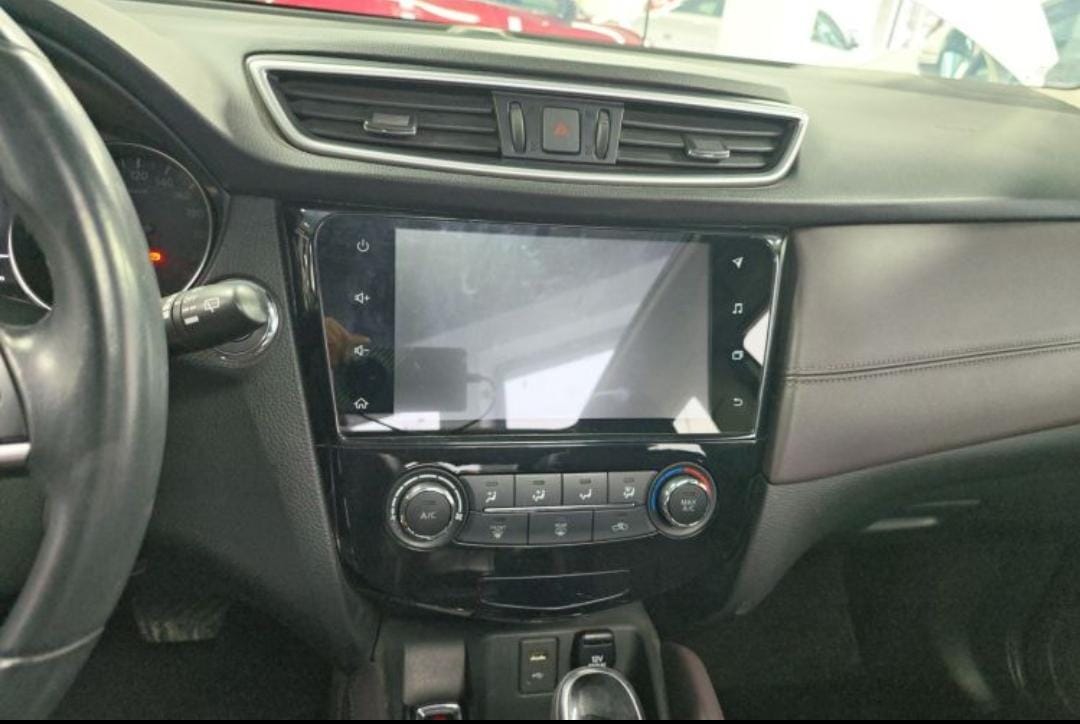 Nissan Qashqai 2.0L CVT Deluxe Edition
