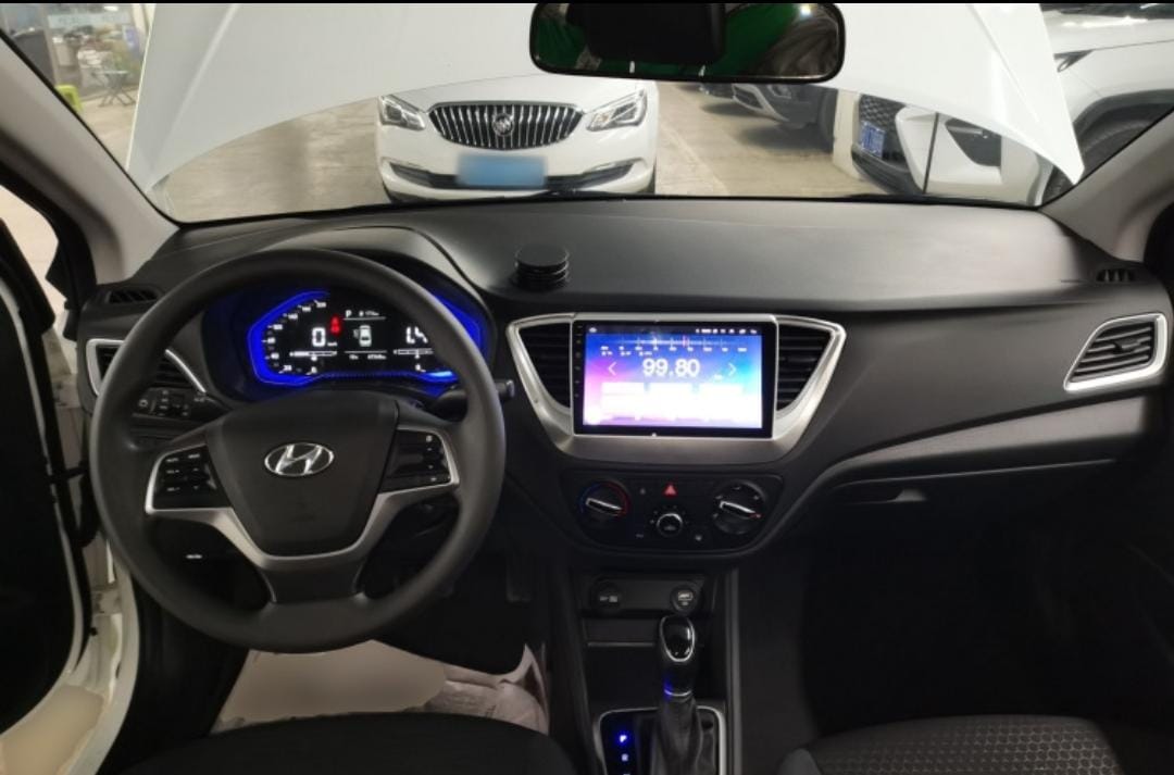 Hyundai Verna 1.4L CVT GLS Cool Edition