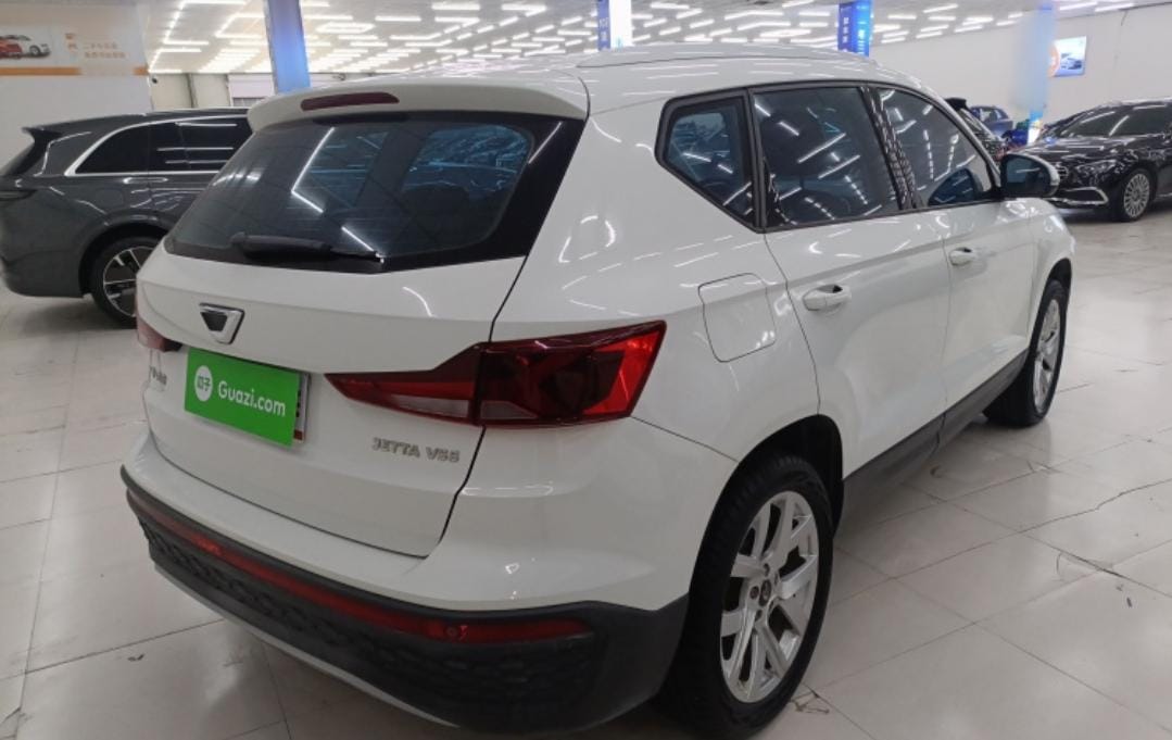 Jetta VS5 280TSI Manual Entry Edition