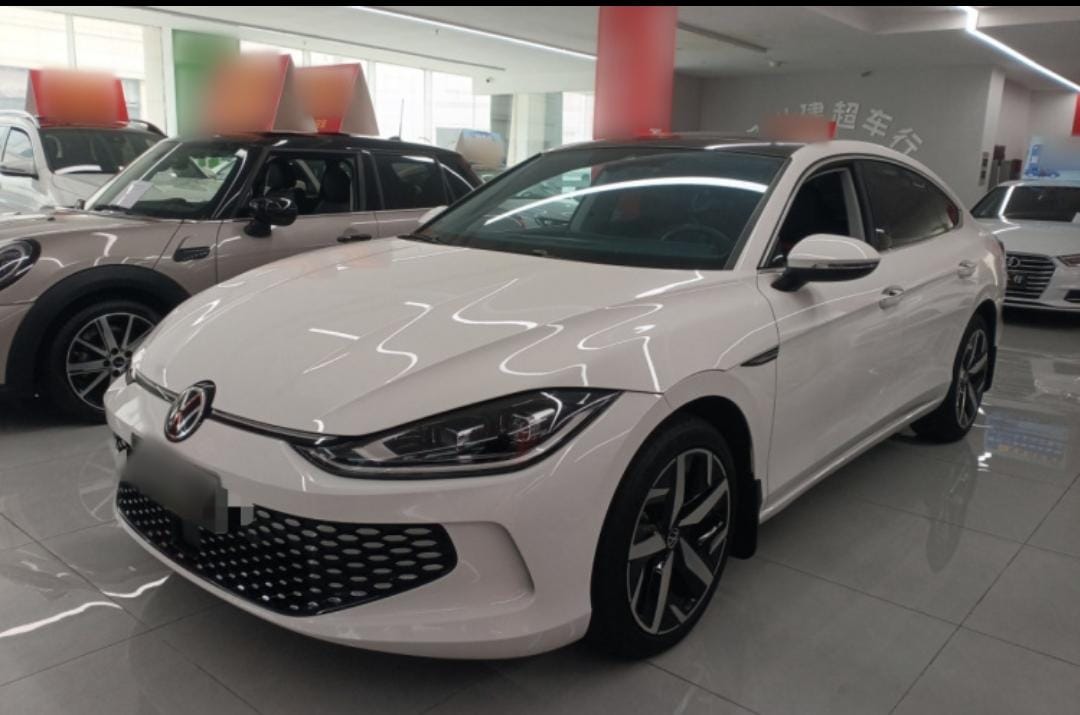 Volkswagen Lamando L 280TSI DSG Cool Hot Version