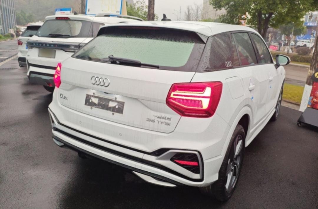 Audi Q2L 35 TFSI Luxury Dynamic Edition
