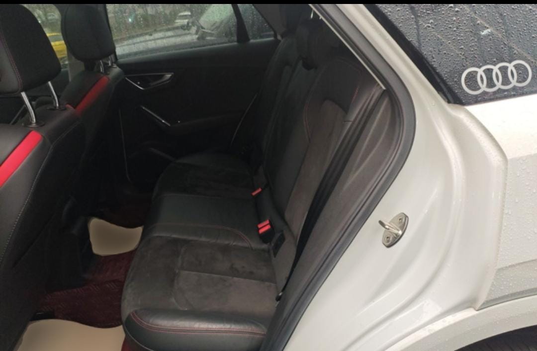 Audi Q2L 35 TFSI Luxury Dynamic Edition