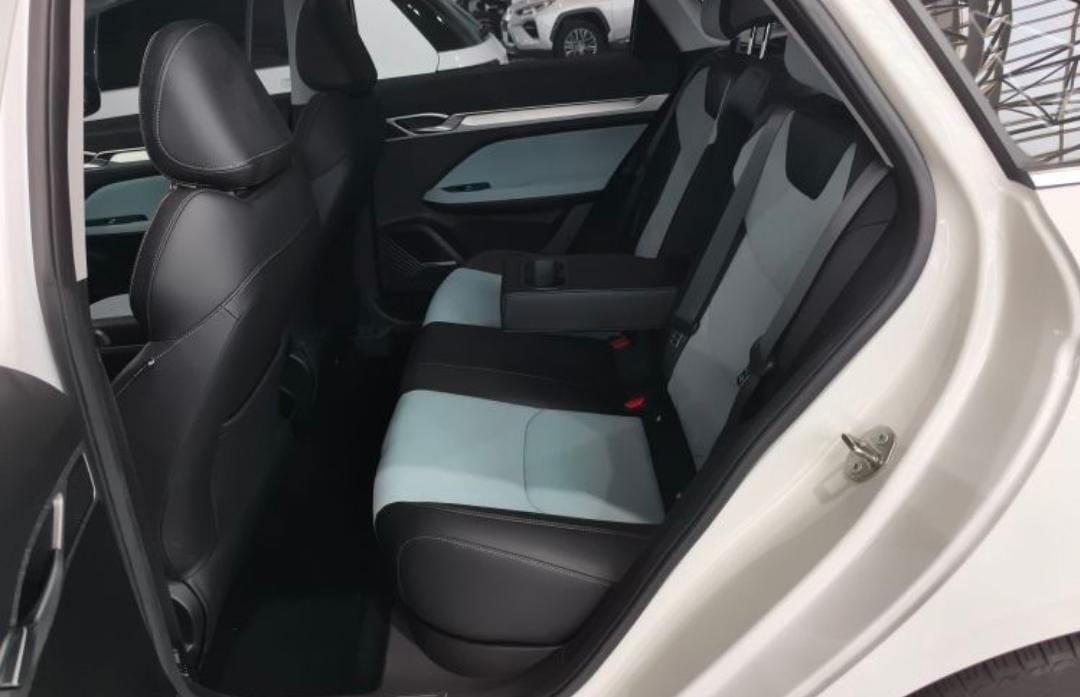 Geely Emgrand L 1.4T CVT Extreme Edition