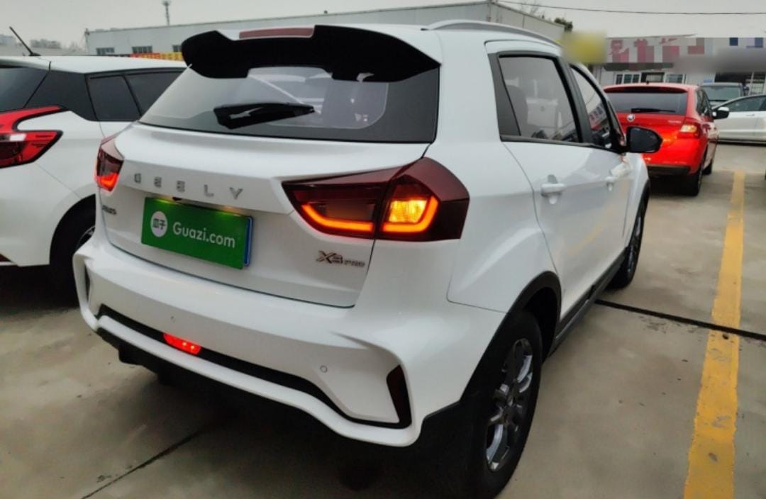 Geely Vision X3 PRO 1.5L CVT Premium Edition