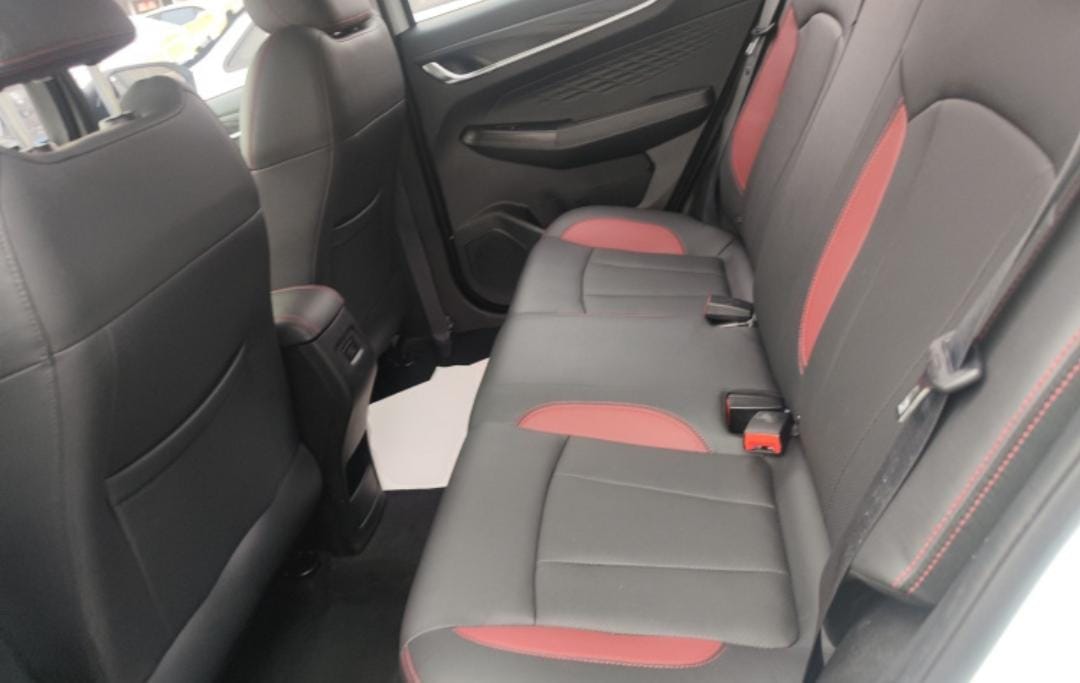 Geely Vision X3 PRO 1.5L CVT Premium Edition