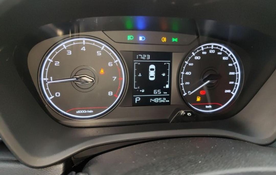 Geely Vision X3 PRO 1.5L CVT Premium Edition