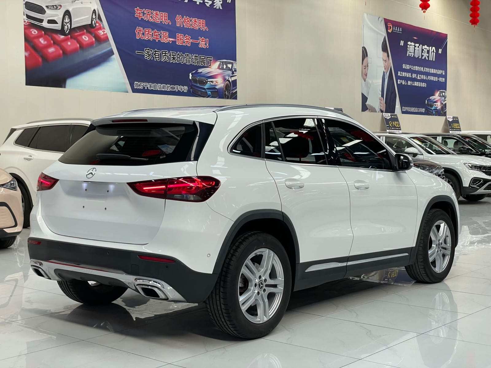 Mercedes-Benz GLA 180