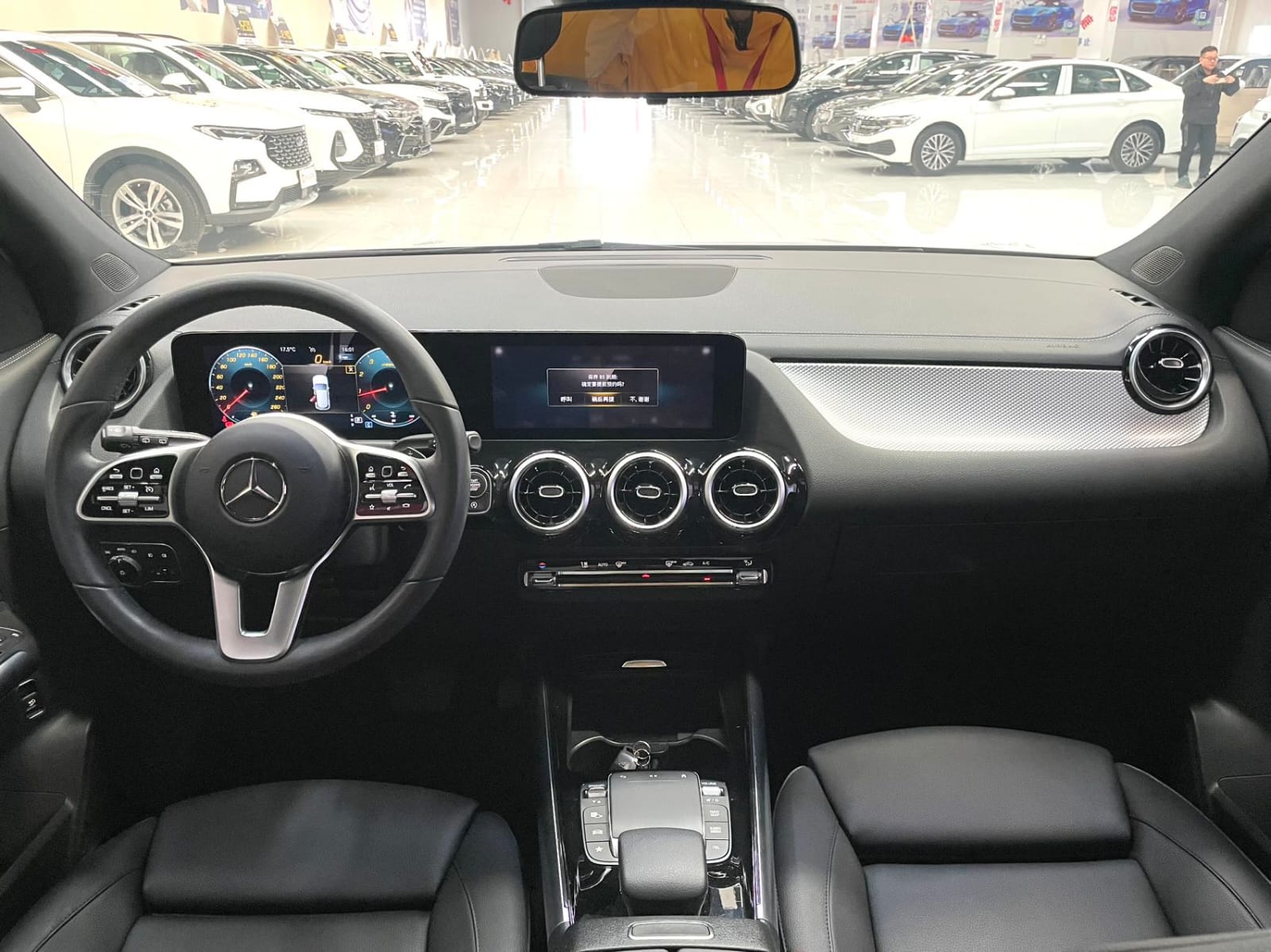 Mercedes-Benz GLA 180