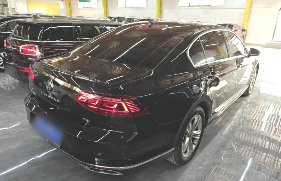 Volkswagen Magotan 280TSI DSG Memorial Edition Comfort