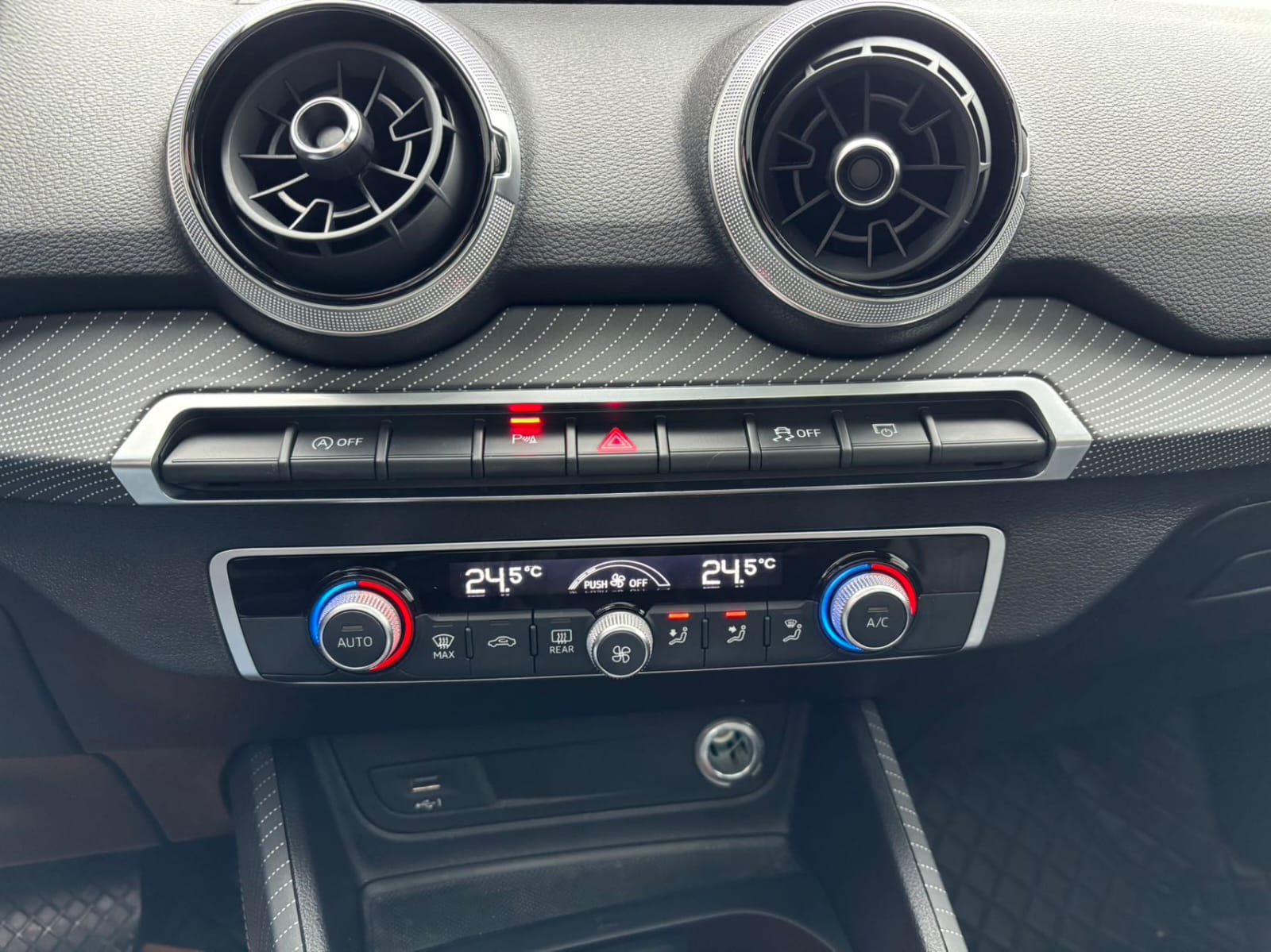 Audi Q2L 35 TFSI Sport Dynamic Edition