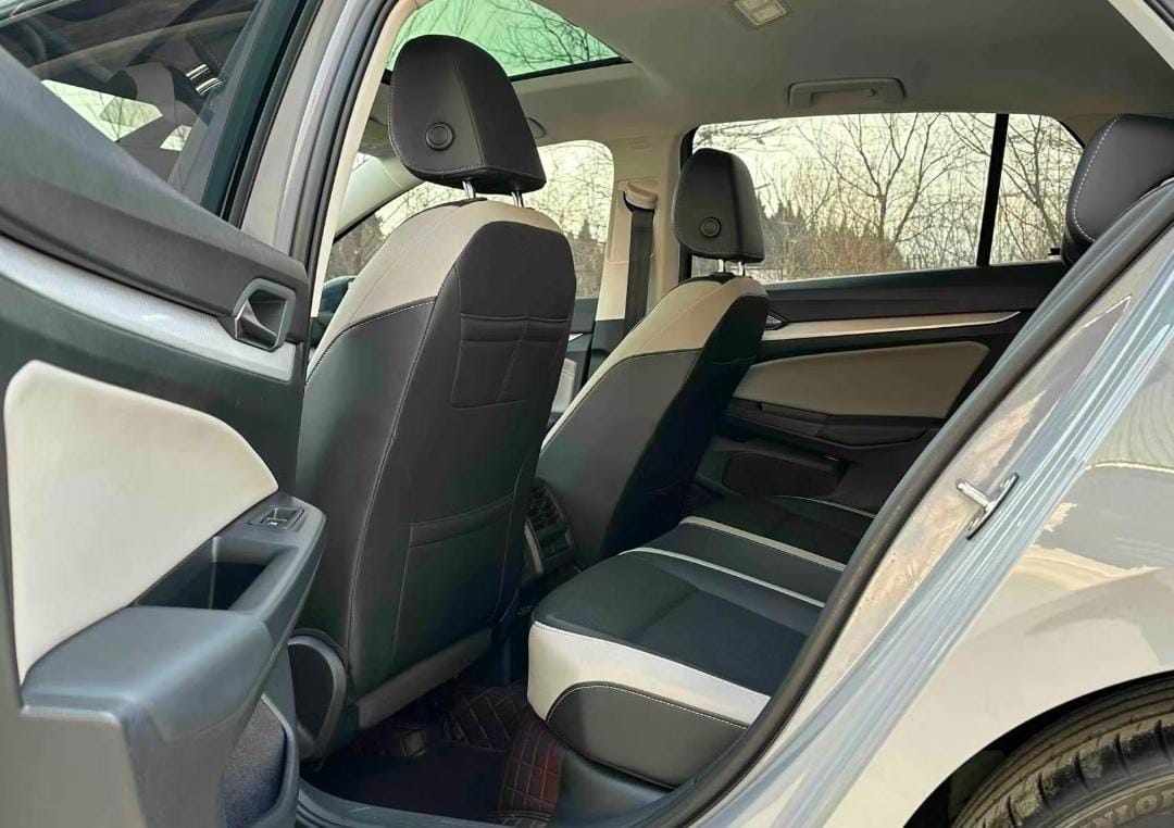 Volkswagen Golf 280TSI DSG Pro