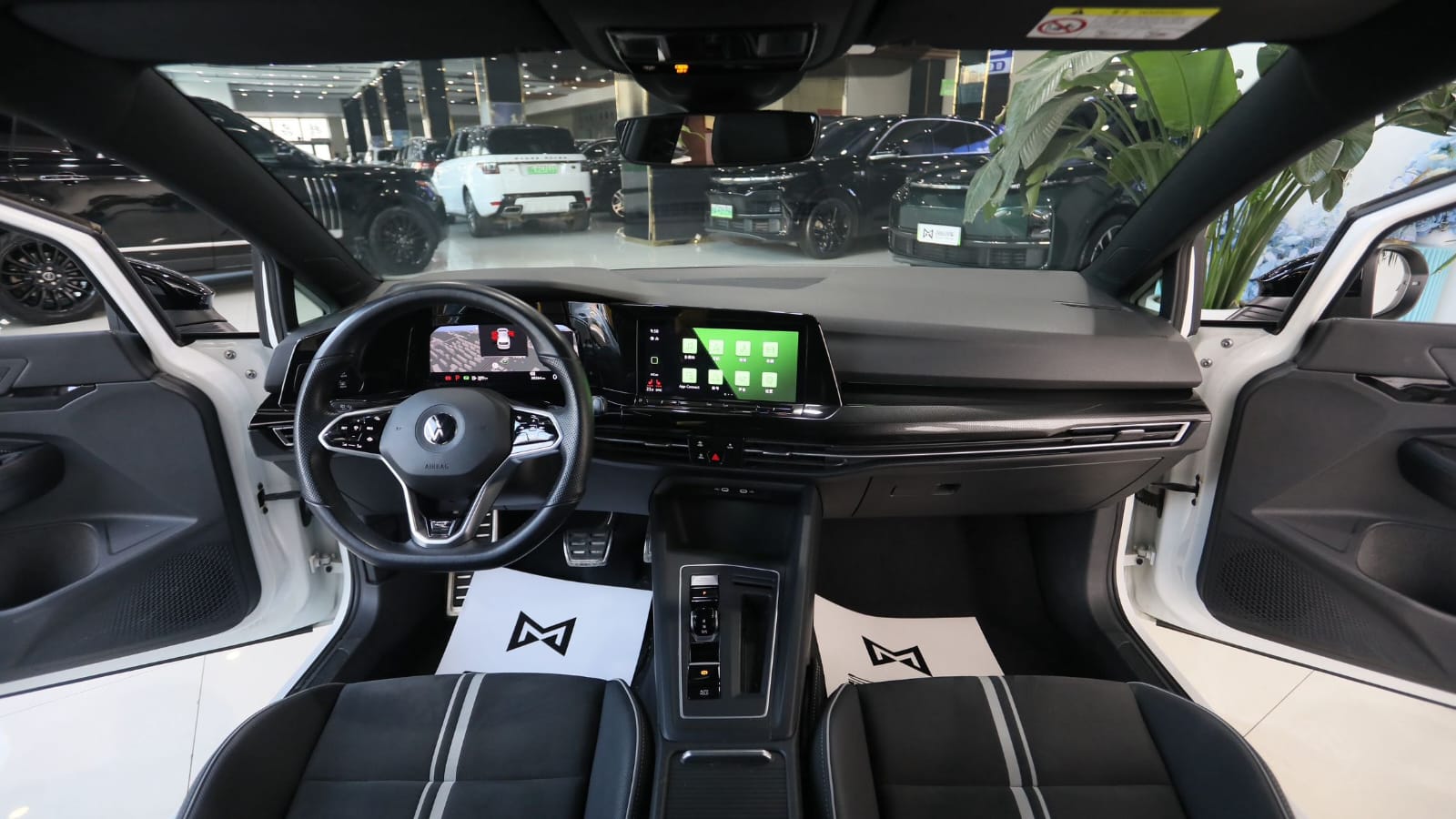 Volkswagen Golf 280TSI DSG R-Line Lite