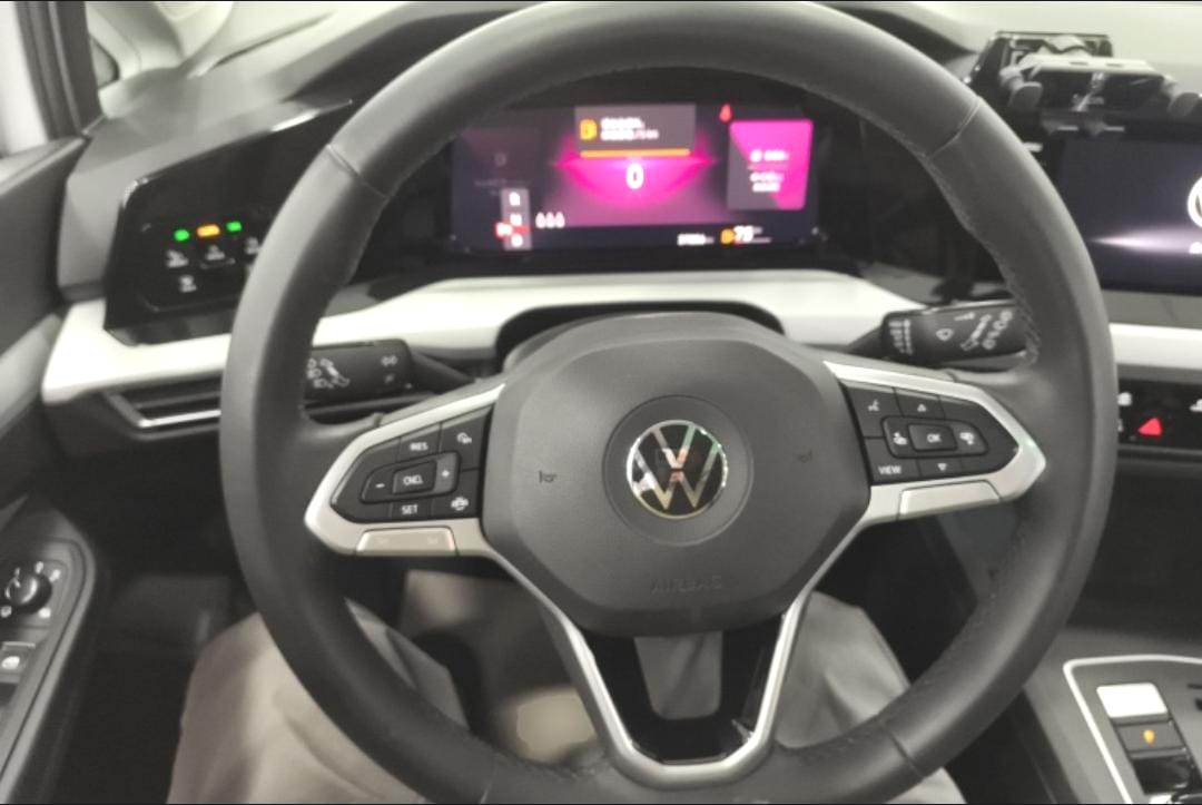 Volkswagen Golf 280TSI DSG Pro