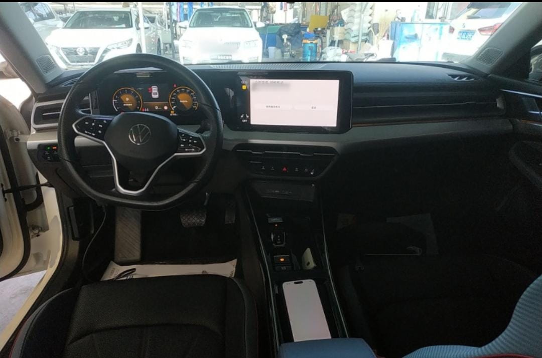 Volkswagen Lamando L 280TSI DSG Cool Hot Version