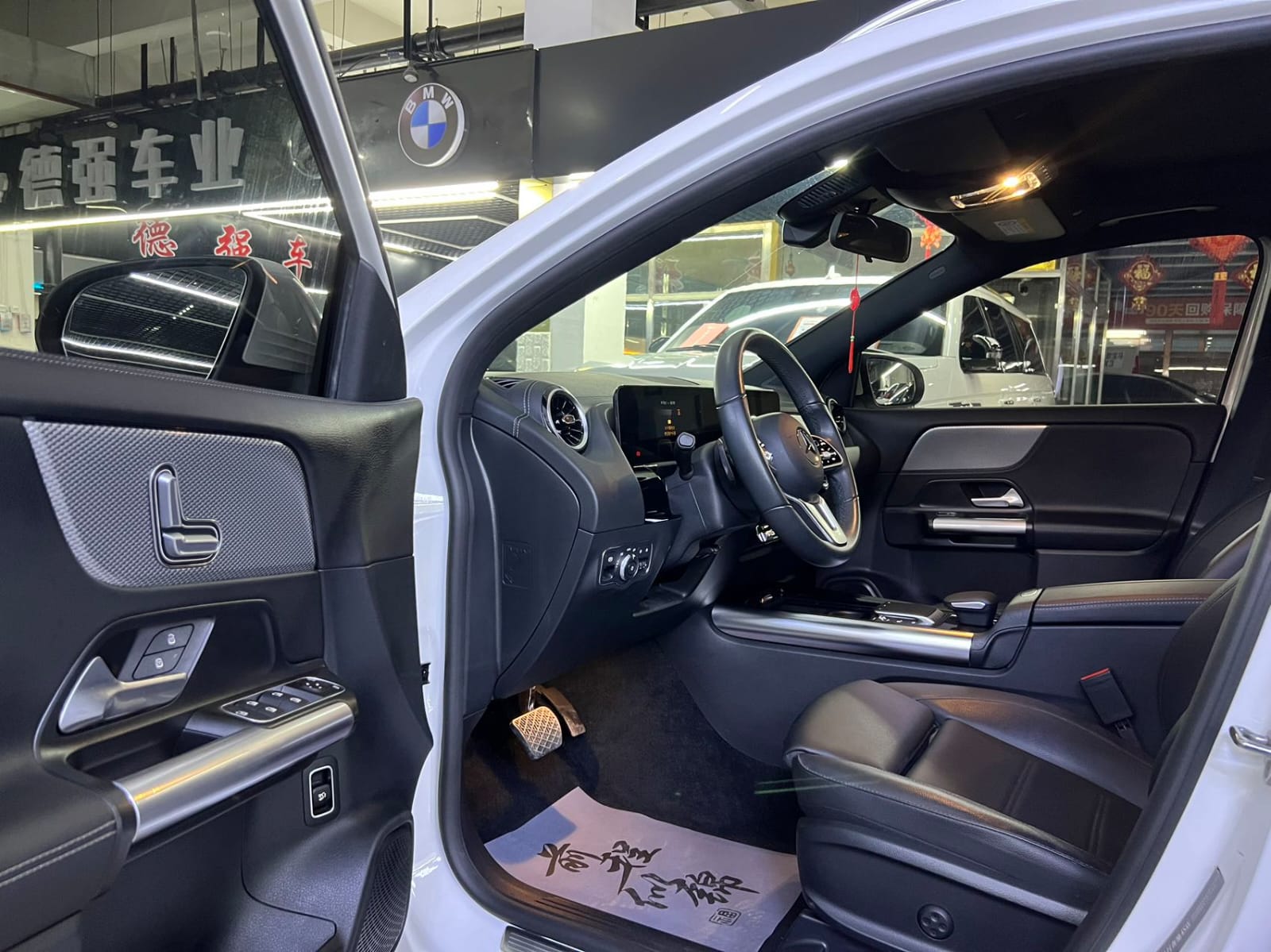 Mercedes-Benz GLA 180