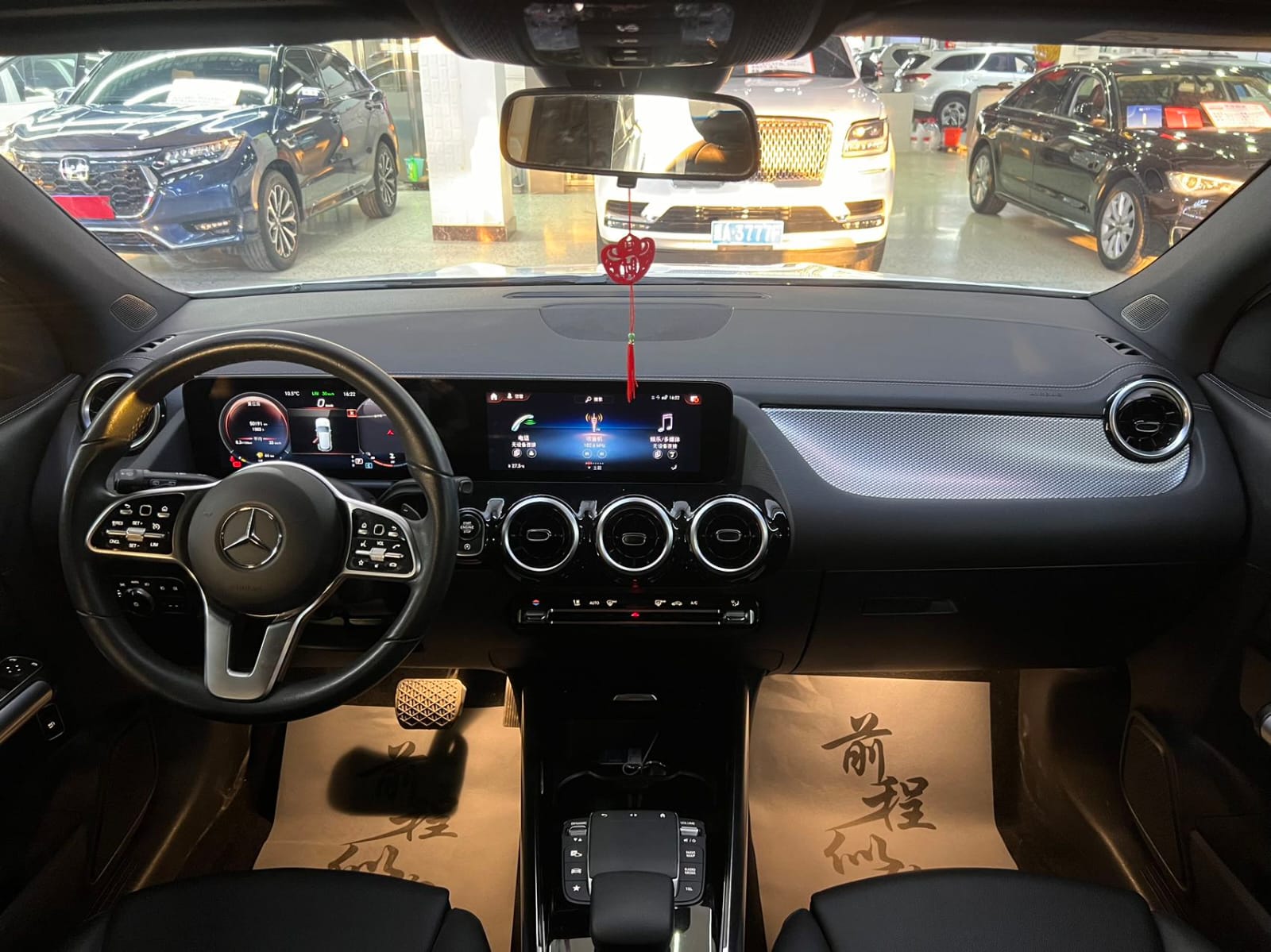 Mercedes-Benz GLA 180