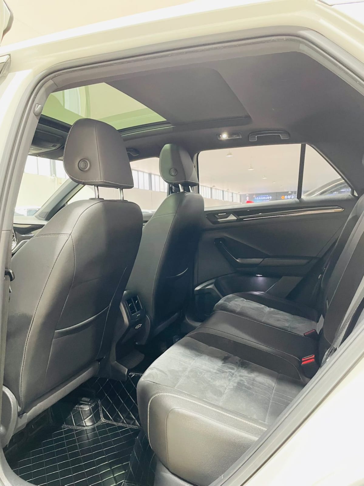 Volkswagen T-Roc Tango 280TSI DSG