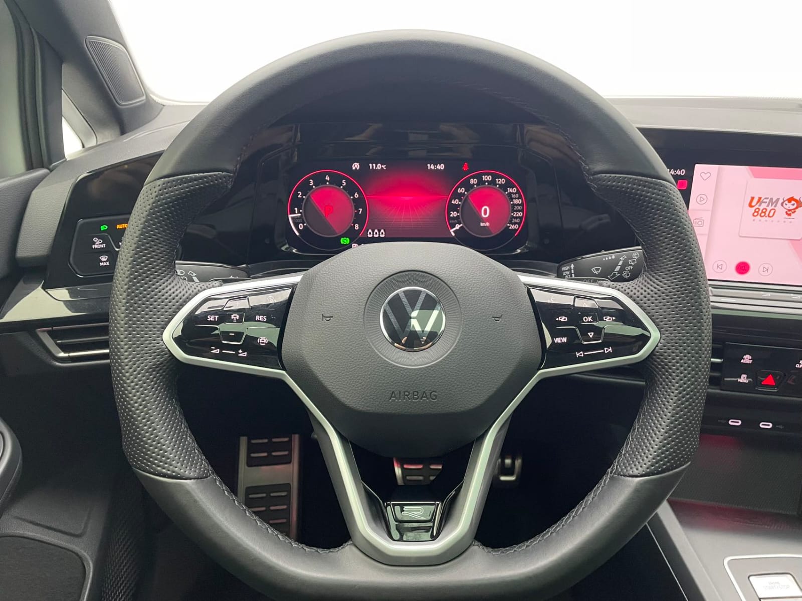 Volkswagen Golf 280TSI DSG R-Line