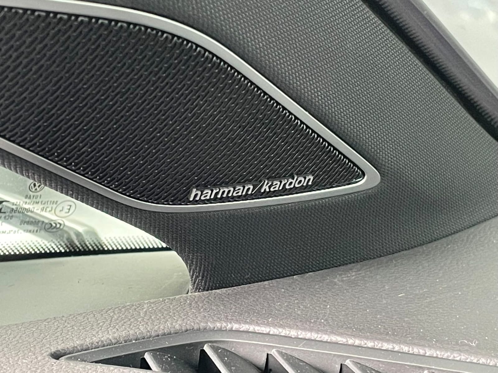 Volkswagen Golf 280TSI DSG R-Line