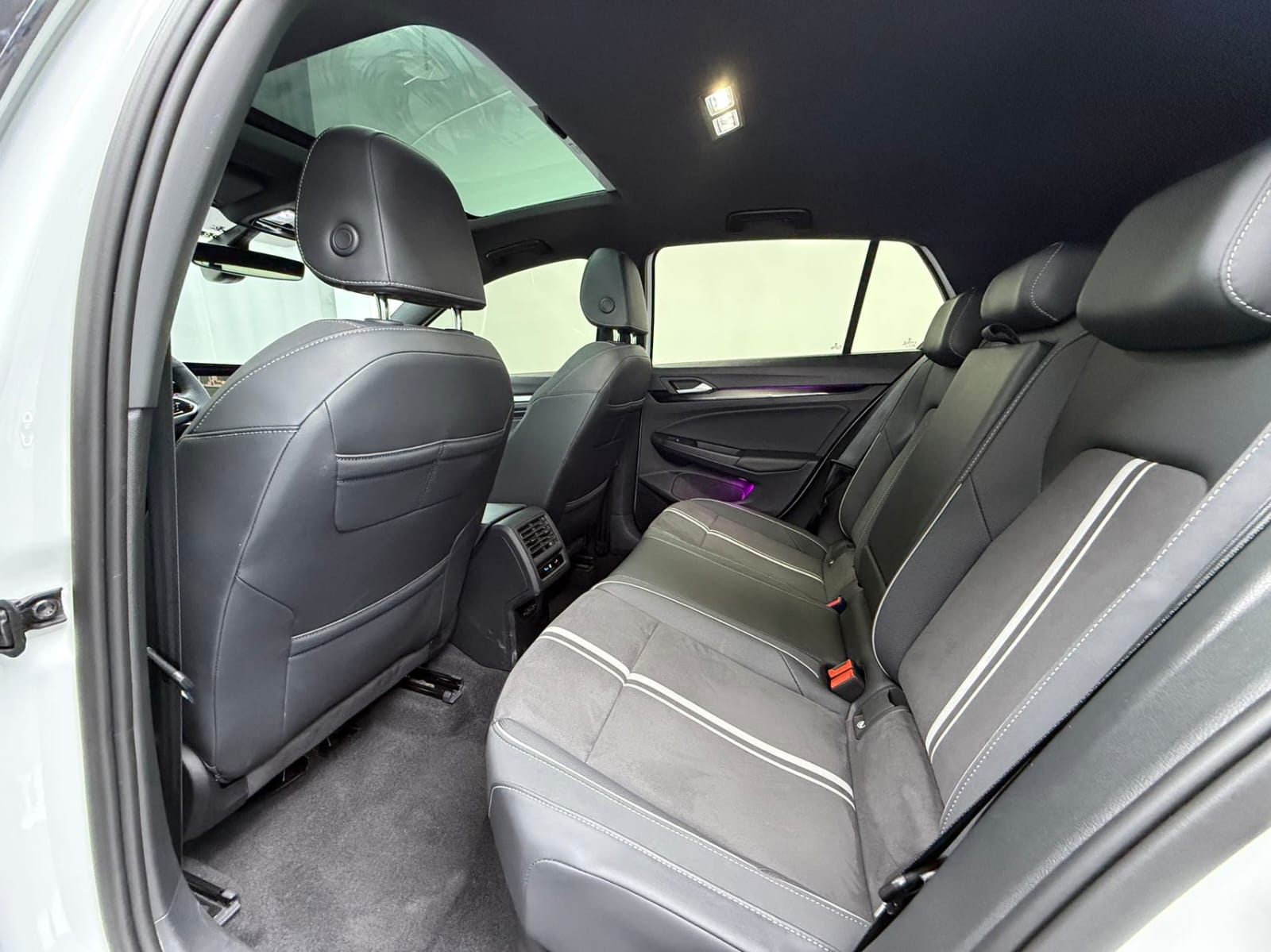 Volkswagen Golf 280TSI DSG R-Line Lite