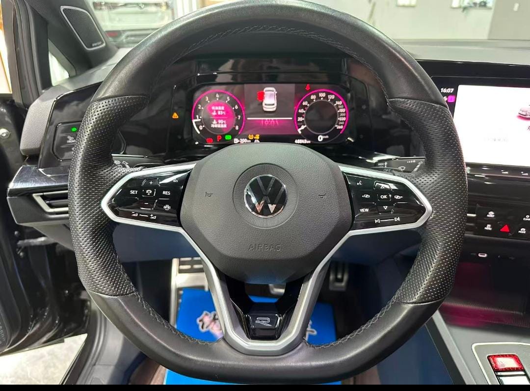 Volkswagen Golf 280TSI DSG R-Line