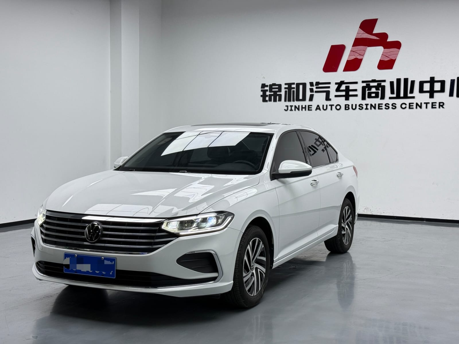 Volkswagen Lavida 1.5L Automatic