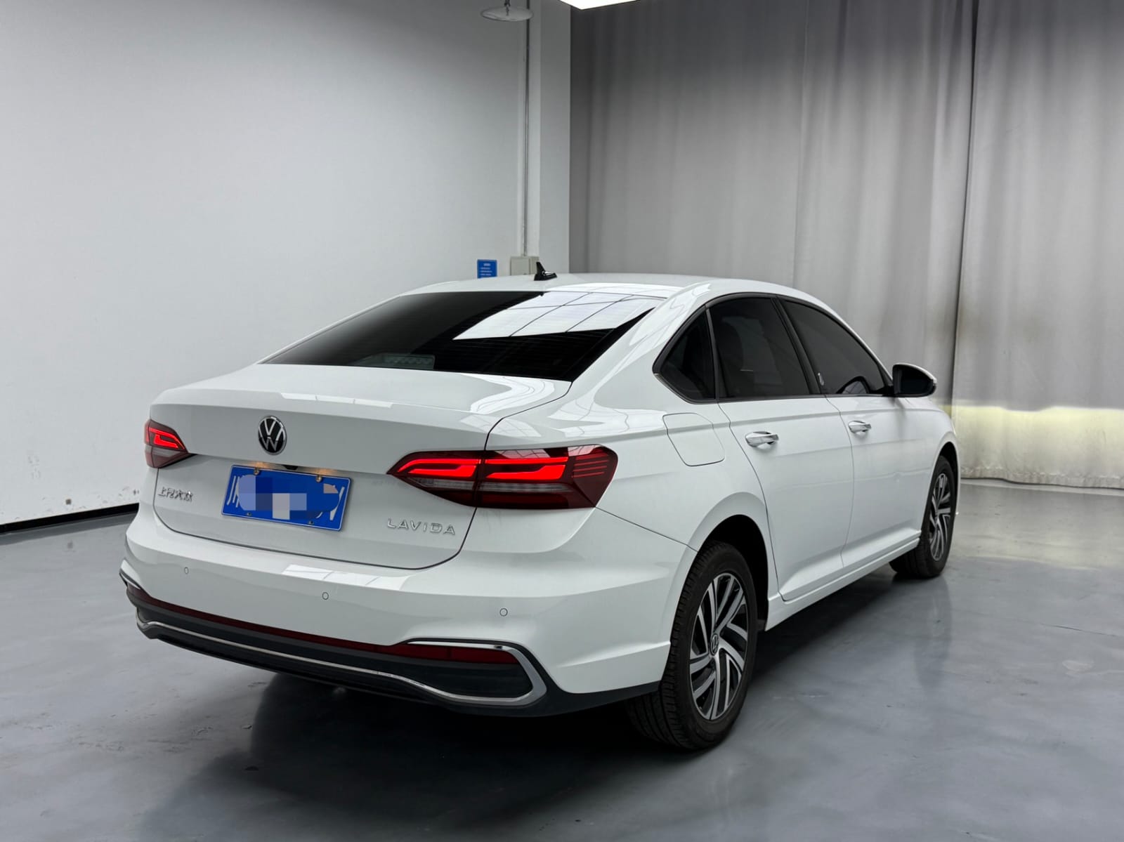 Volkswagen Lavida 1.5L Automatic