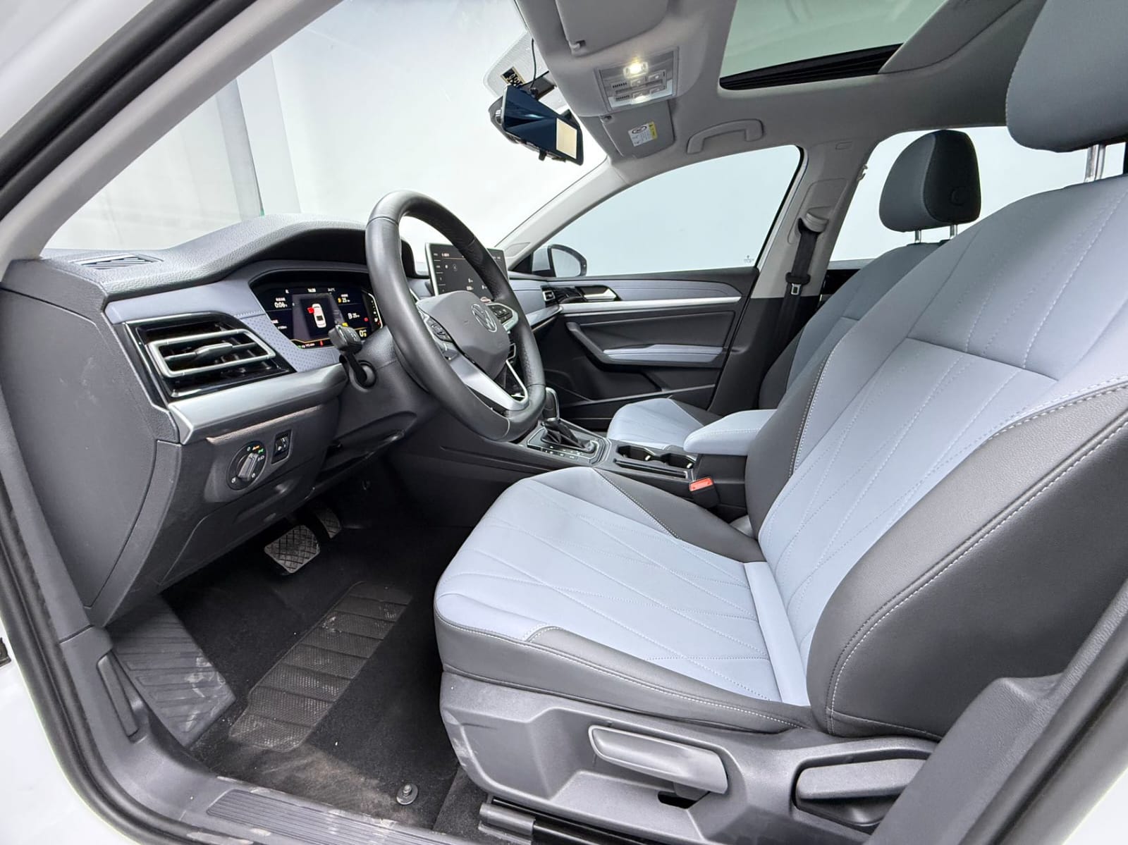 Volkswagen Lavida 1.5L Automatic