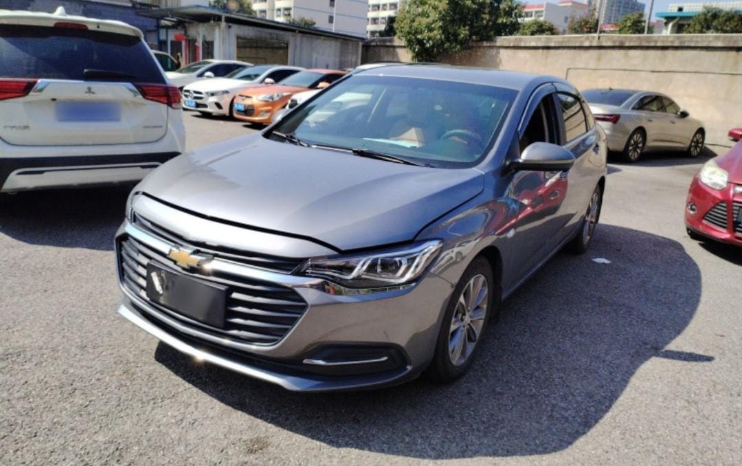 Chevrolet Cruze 320 Automatic Pleasure Edition