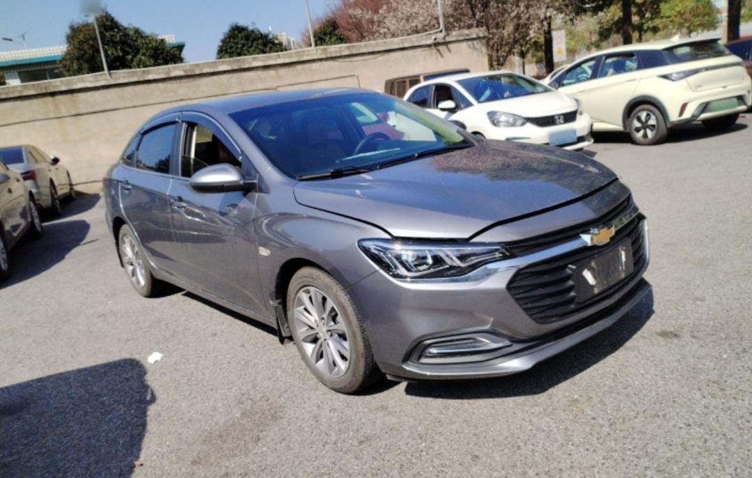 Chevrolet Cruze 320 Automatic Pleasure Edition