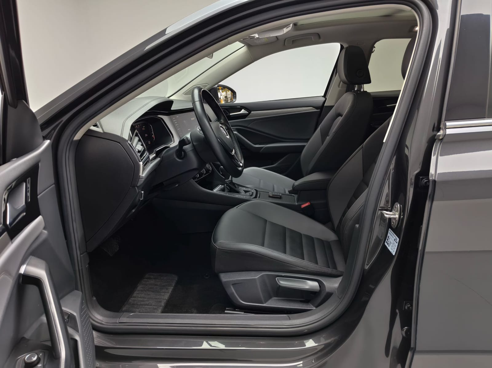 Volkswagen Sagitar 280TSI DSG Oversight Edition