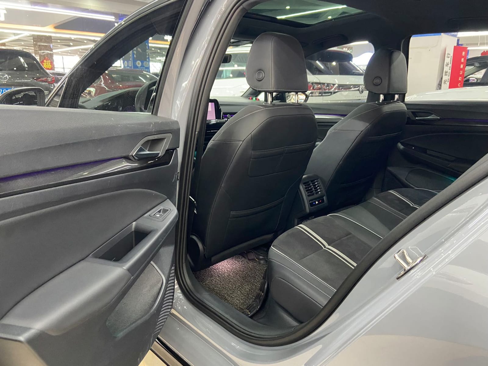 Volkswagen Golf 1.4T 280TSI DSG R-Line