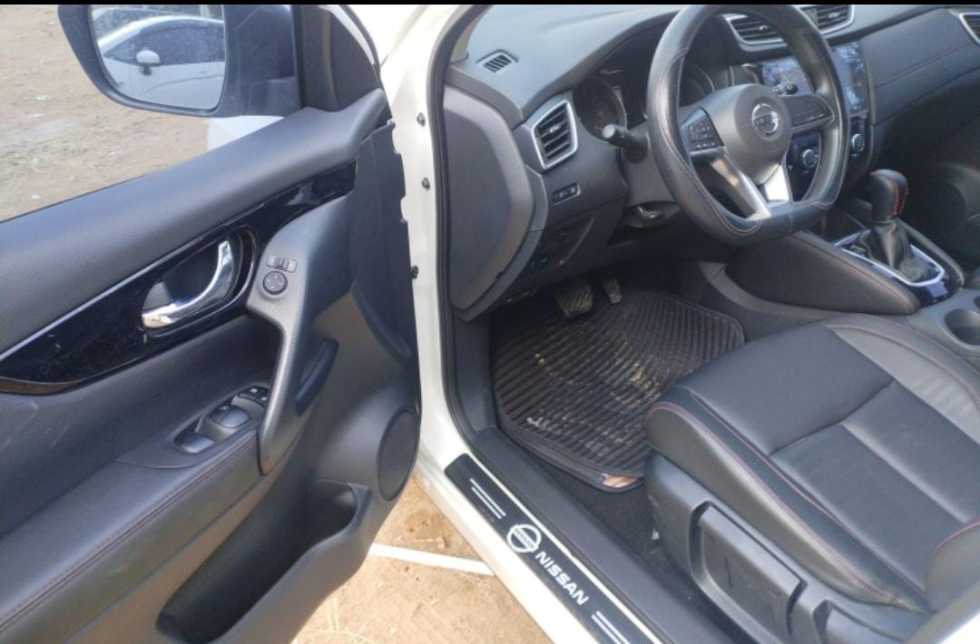 Nissan Qashqai 2.0L CVT XV Smart Edition
