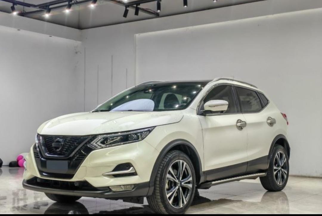 Nissan Qashqai 2.0L CVT XV Prem Deluxe Edition