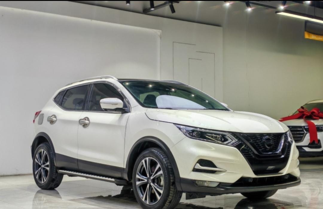 Nissan Qashqai 2.0L CVT XV Prem Deluxe Edition