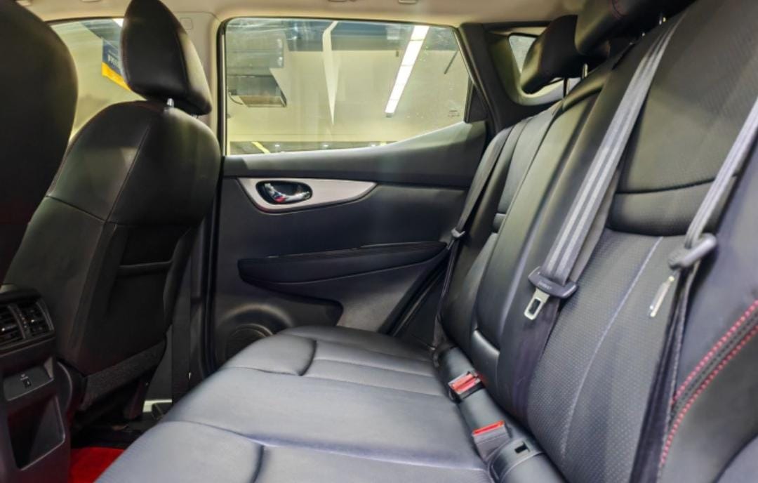 Nissan Qashqai 2.0L CVT XV Prem Deluxe Edition