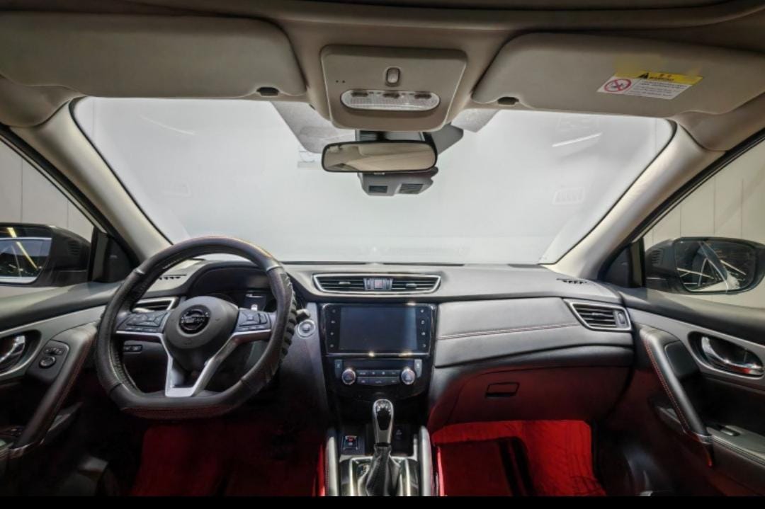Nissan Qashqai 2.0L CVT XV Prem Deluxe Edition