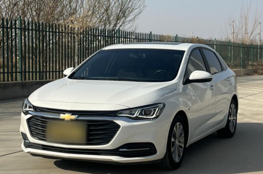 Chevrolet Cruze 320 Automatic Enjoy Skylight Edition