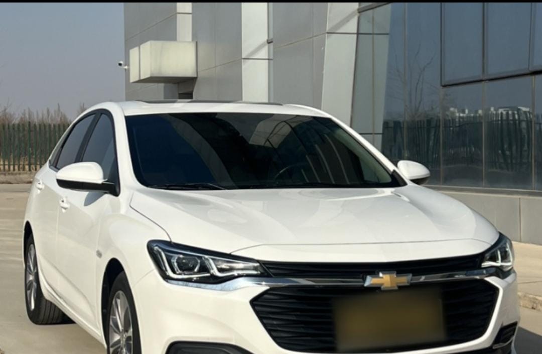 Chevrolet Cruze 320 Automatic Enjoy Skylight Edition