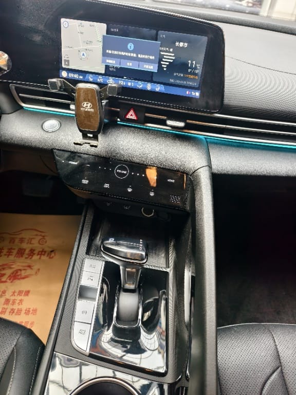 Hyundai Elantra 1.5L Premium Edition