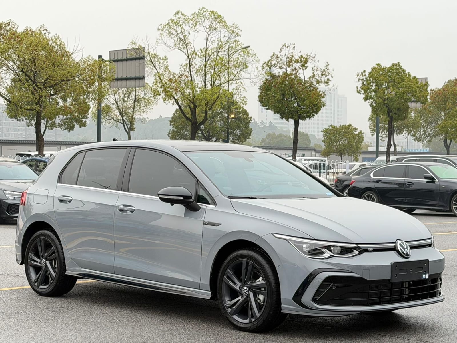 Volkswagen Golf 280TSI DSG R-Line Lite