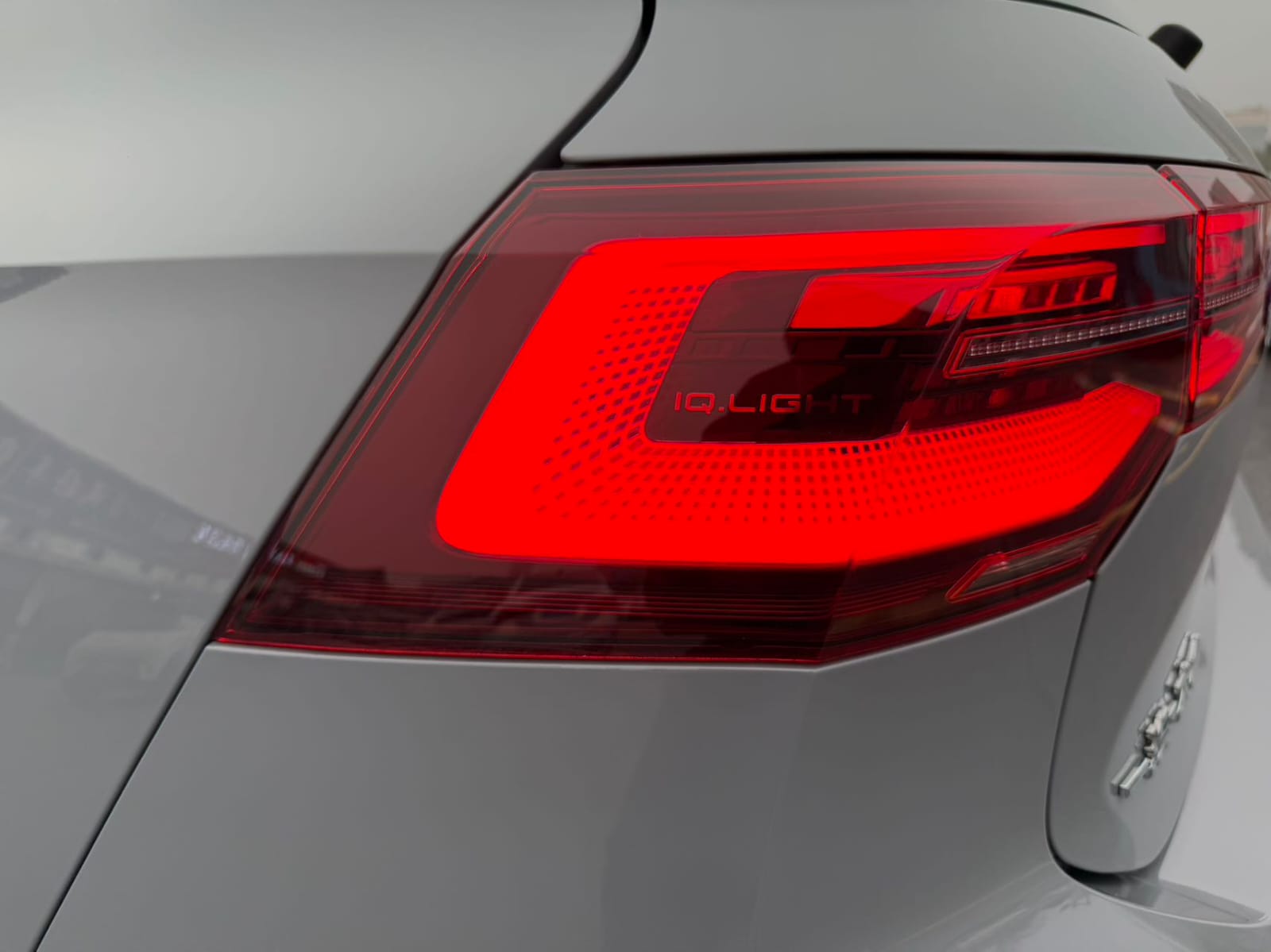 Volkswagen Golf 280TSI DSG R-Line Lite