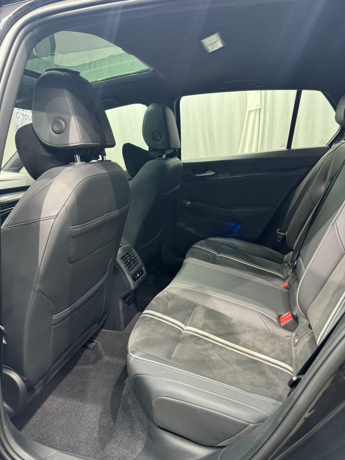 Volkswagen Golf 280TSI DSG R-Line