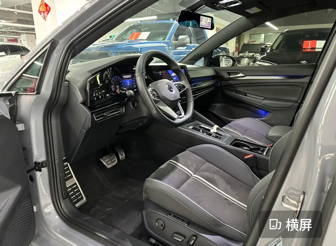 Volkswagen Golf 280TSI DSG R-Line