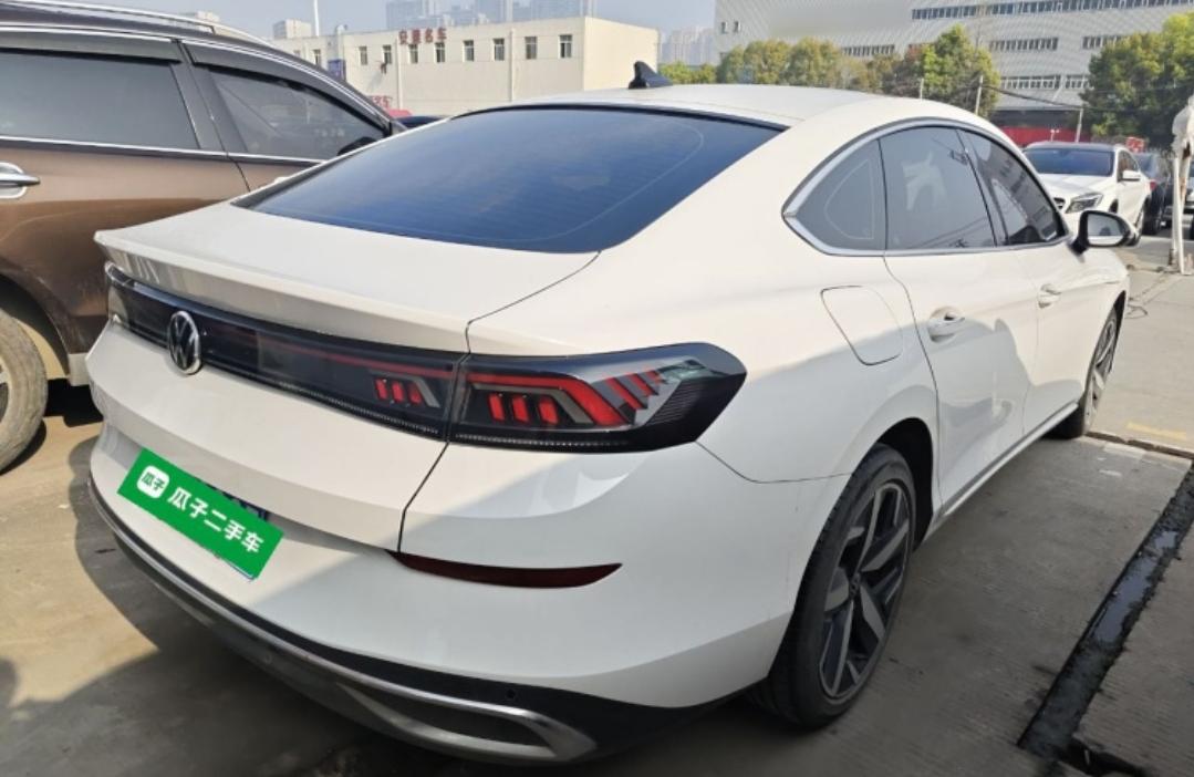 Volkswagen Lamando L 280TSI DSG Cool Hot Version