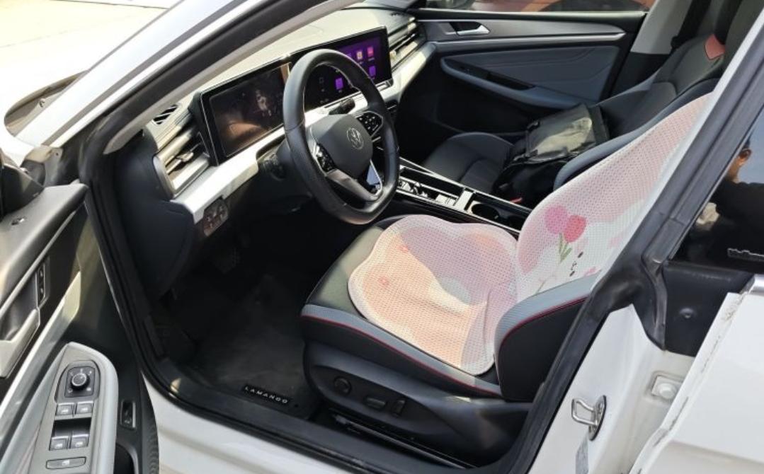 Volkswagen Lamando L 280TSI DSG Cool Hot Version