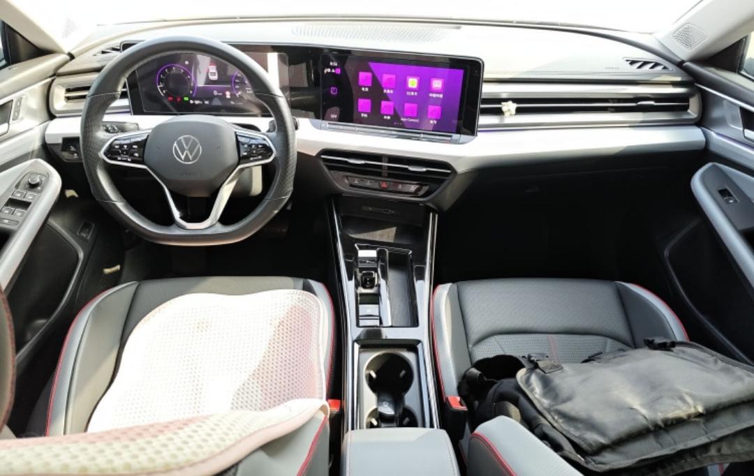 Volkswagen Lamando L 280TSI DSG Cool Hot Version