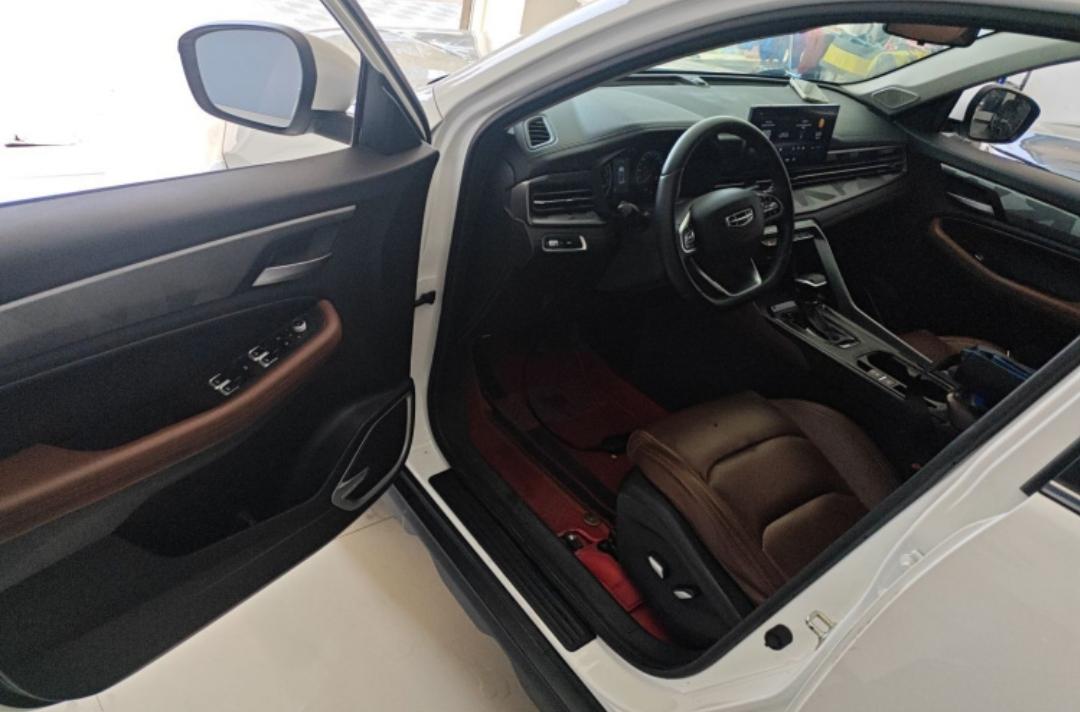 Geely Vision X6 PRO 1.4T Premium Edition