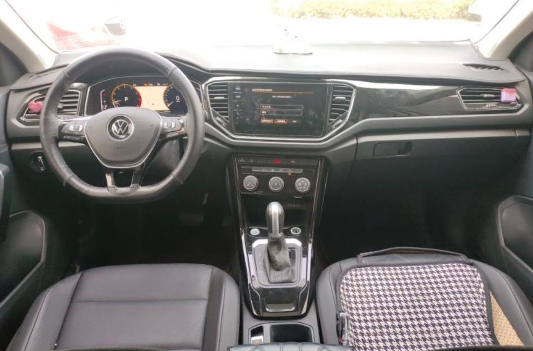 Volkswagen T-Roc Tango 280TSI DSG Enjoy PLUS Edition